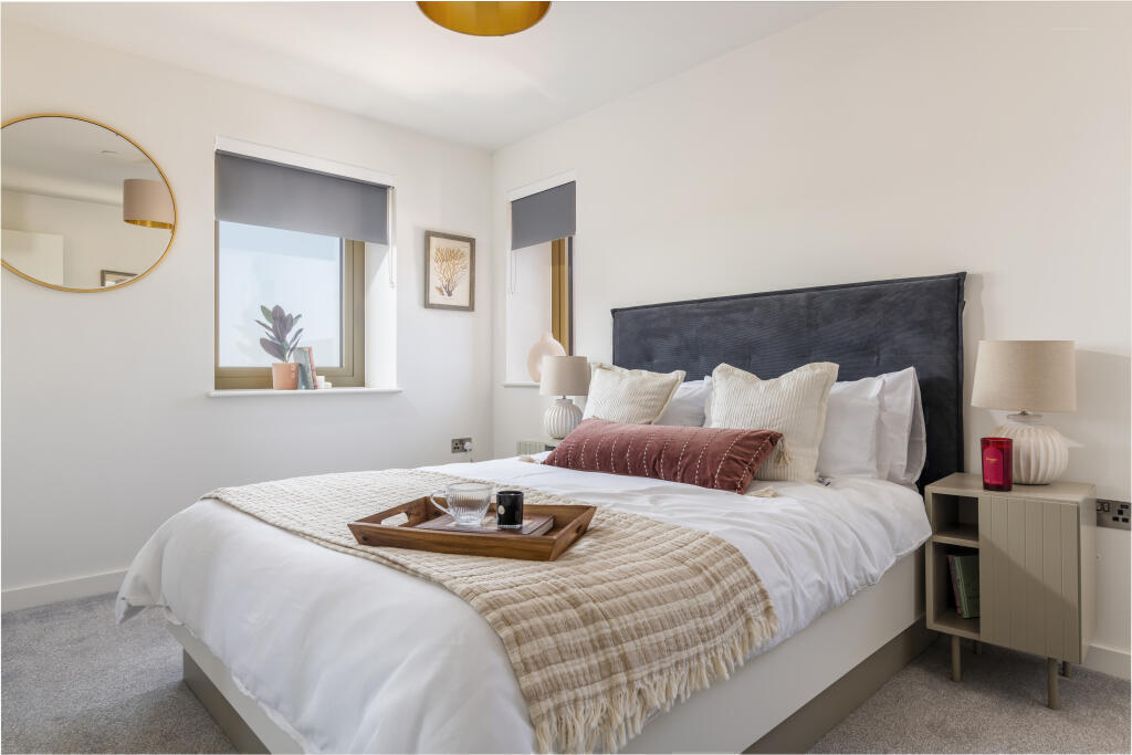 Main image of property: Alloway Courtyard, Weldale Street, Reading