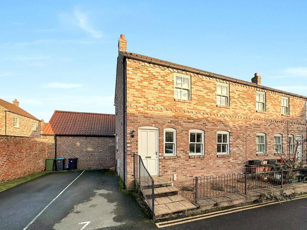 Main image of property: Castle Yard Stables, Thirsk, North Yorkshire, YO7