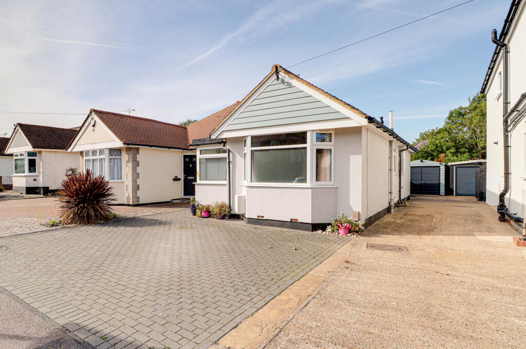 Main image of property: Oakwood Drive, St Albans, AL4