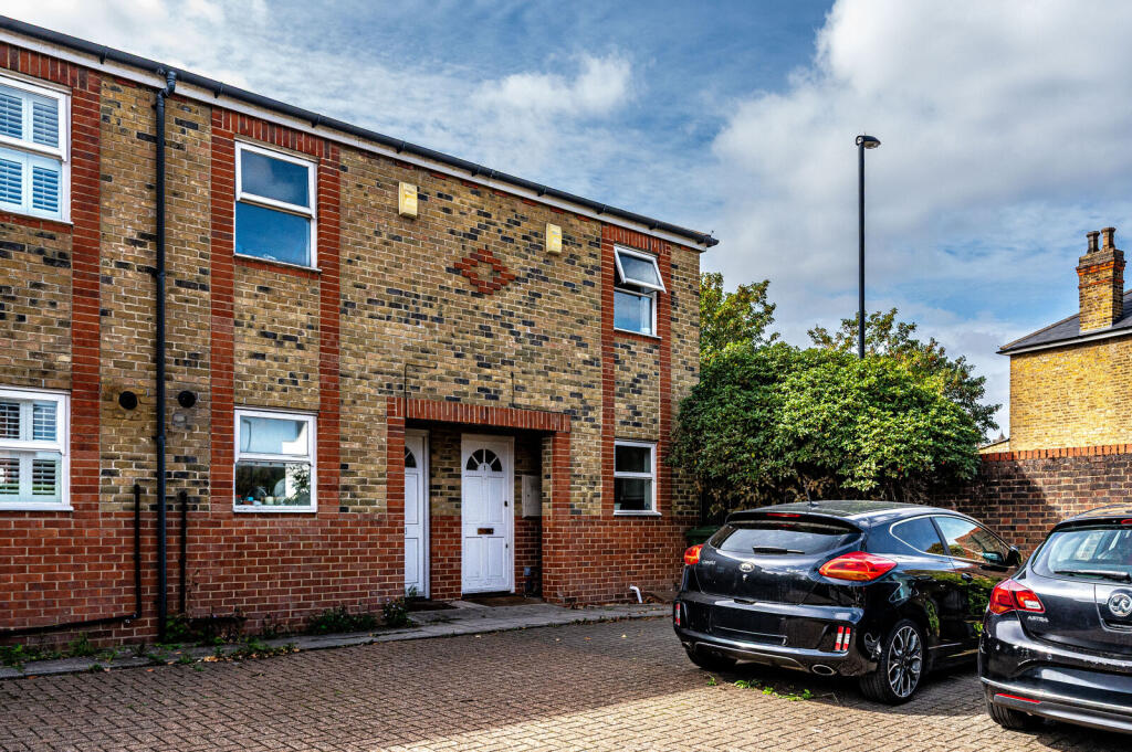 Main image of property: Wellmeadow Road, Hither Green, London, SE13