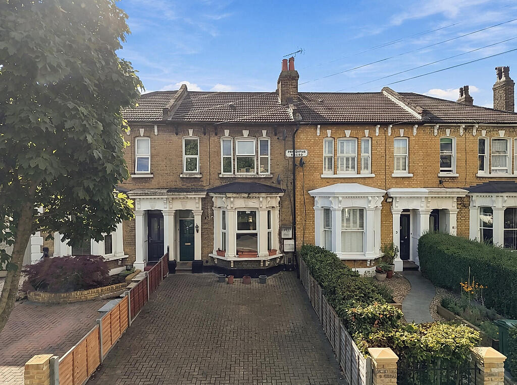 Main image of property: Woodriffe Road, Ground Floor Flat, Leytonstone, E11 1AH