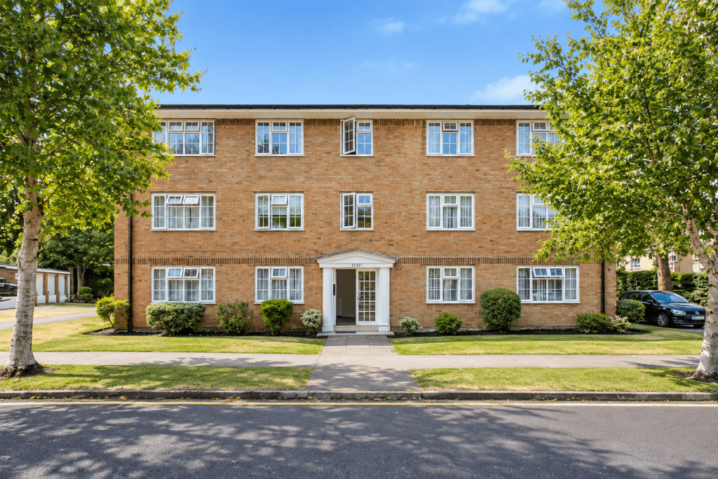 Main image of property: Robin Hood Lane, London, SM1