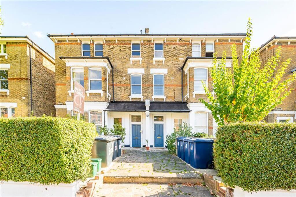 Main image of property: Cumberland Park, Acton