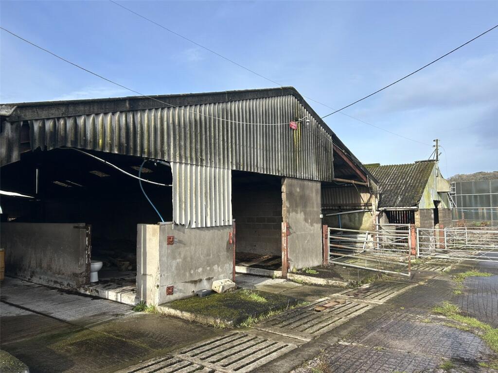 Main image of property: Cribbs Farm, Cribbs Lane, Redhill, Bristol, BS40