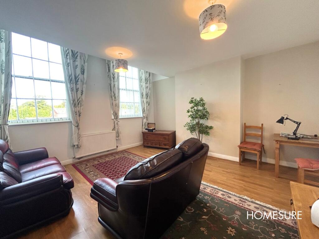 Main image of property: Oakhouse Park, Walton, L9