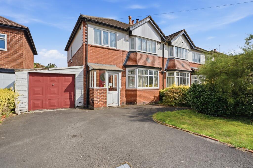 Main image of property: Green Drive, Timperley, Altrincham, Greater Manchester, WA15