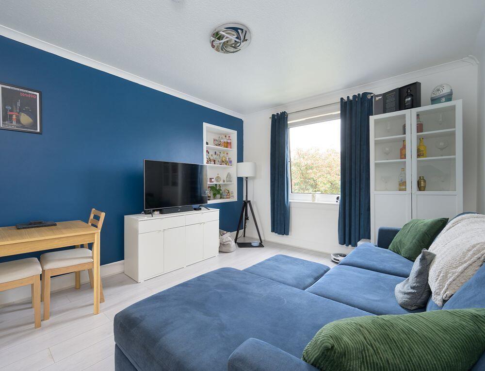 Main image of property: 229/6 Calder Road, Edinburgh, EH11 4RG