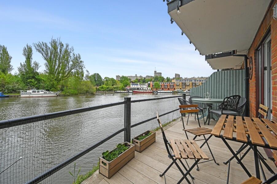 Main image of property: Chantry Place