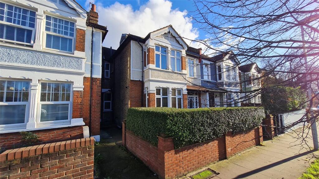 Main image of property: Hanger Lane, Ealing, London, W5
