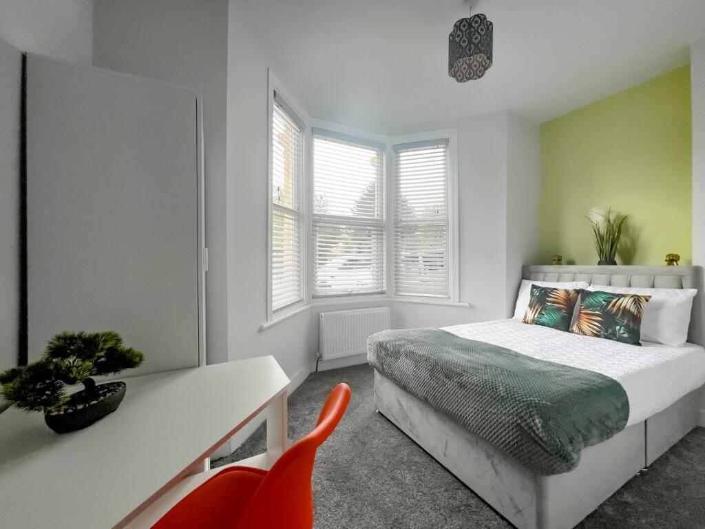Main image of property: Hill Street