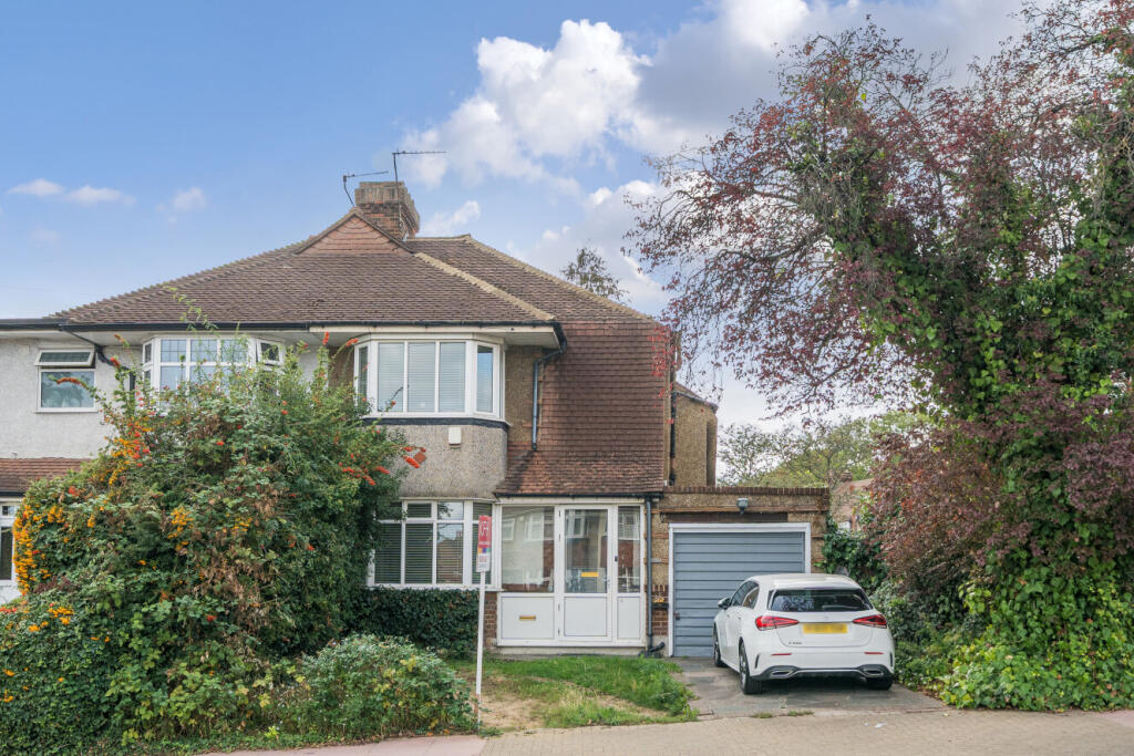 Main image of property: Pickhurst Lane, Hayes, BR2