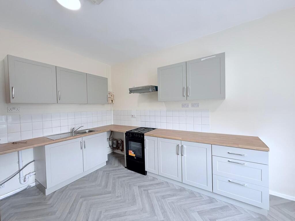 Main image of property: Orford Avenue, Nottingham, NG11