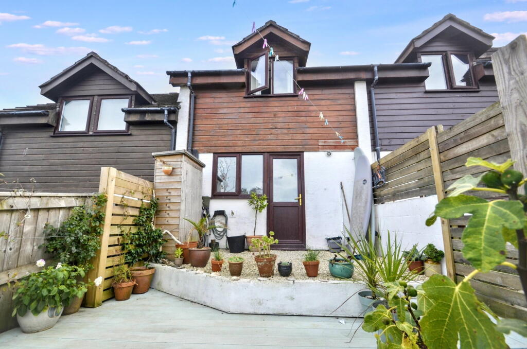 Main image of property: Alderwood Parc, Penryn, TR10 8RJ