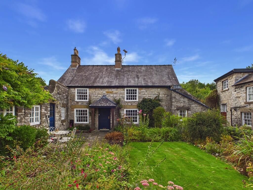Main image of property: Ashford In The Water, Bakewell