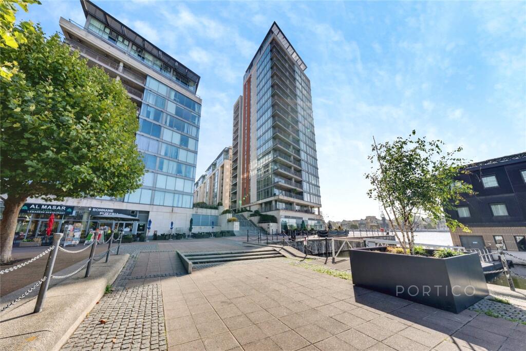 Main image of property: Coral Apartments, 17 Western Gateway, E16