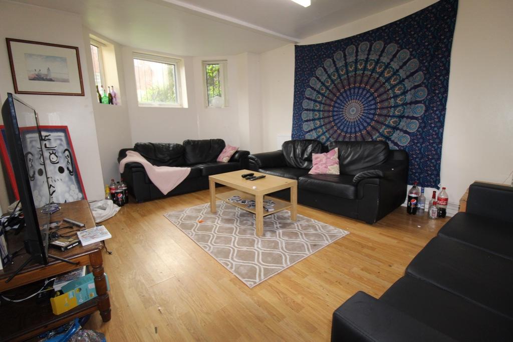 Main image of property: Regent Park Terrace, Leeds, West Yorkshire, LS6