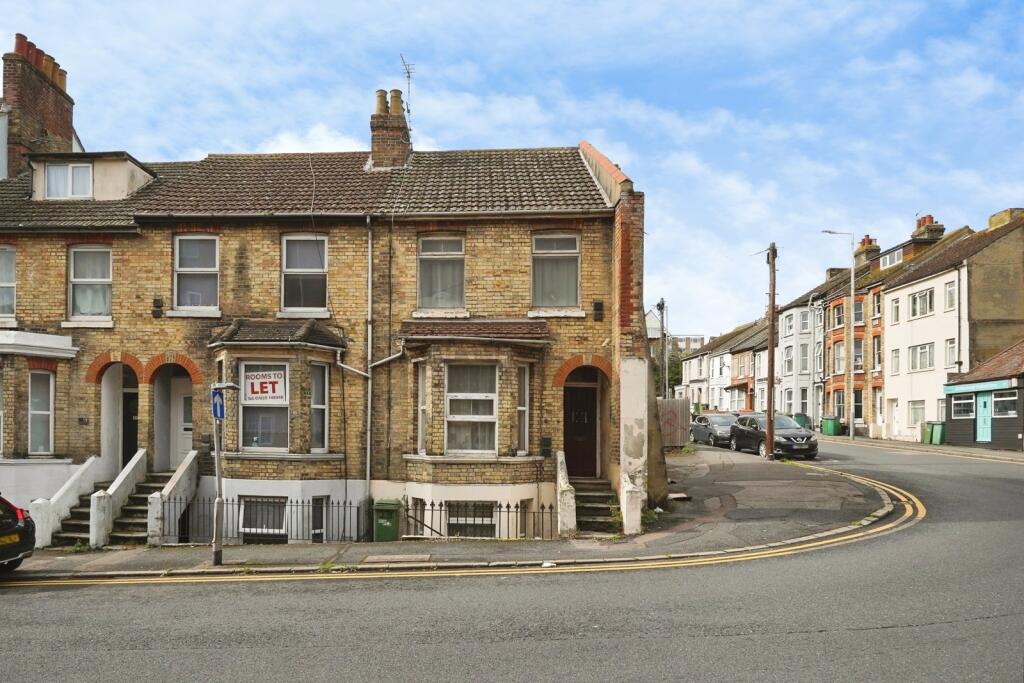 Main image of property: Bradstone Road, Folkestone, Kent, CT20