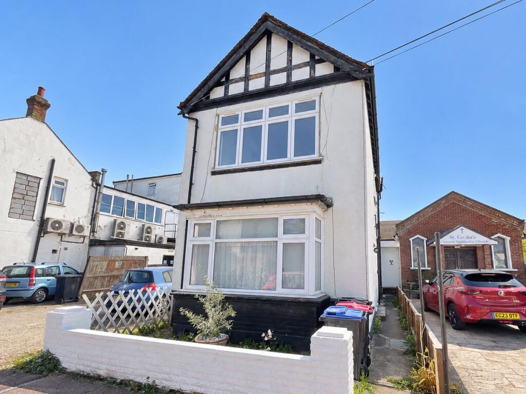Main image of property: Lord Roberts Avenue, Leigh-on-Sea