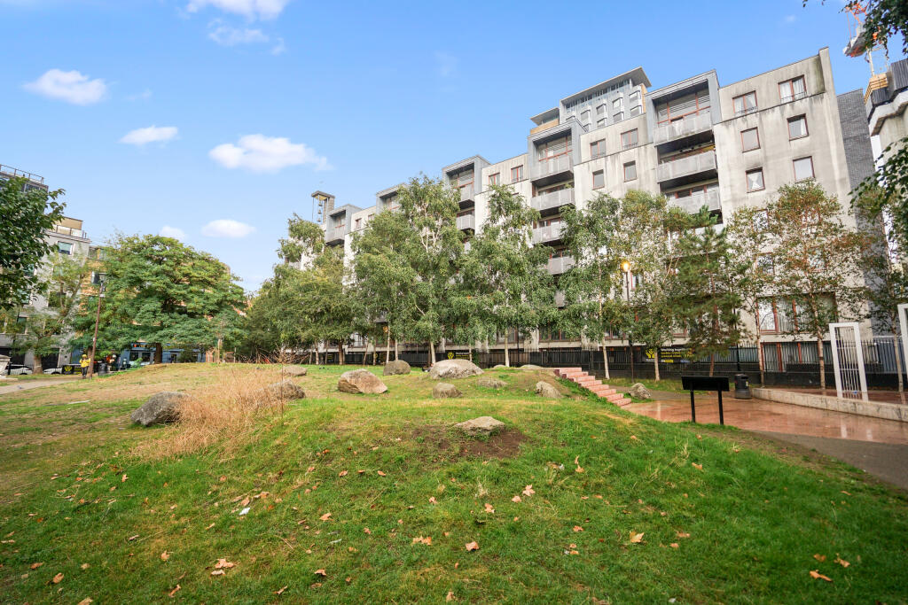 Main image of property: Flat 7, Naylor Building East, 15 Adler Street, London, Greater London