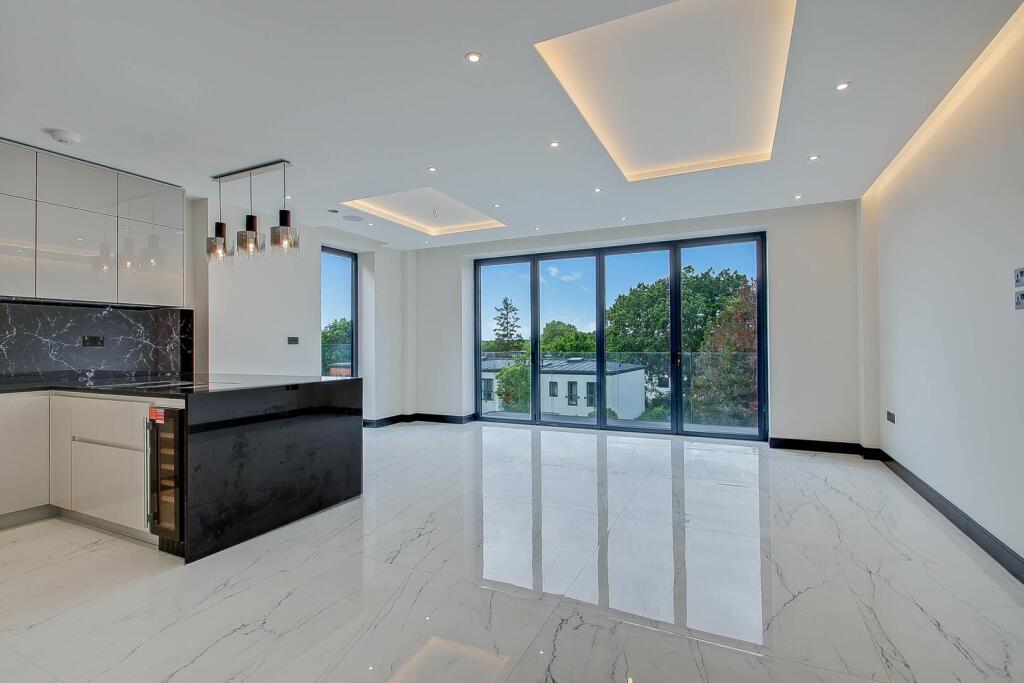 Main image of property: Dollis Avenue, Finchley, N3