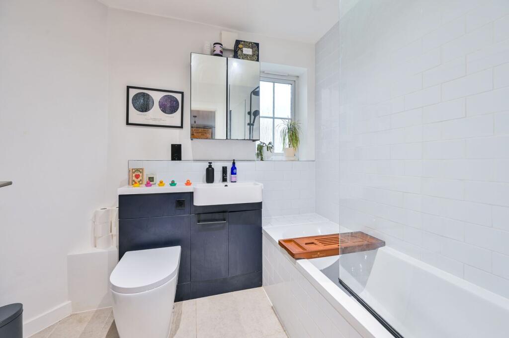 Main image of property: Kelly Avenue, Peckham, London, SE15