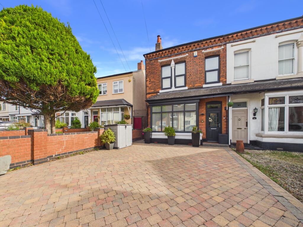 Main image of property: Green Lanes, Sutton Coldfield, B73