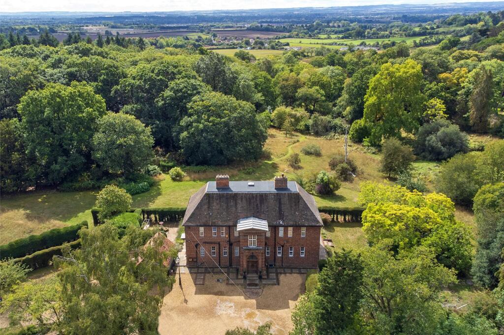 Main image of property: Foxcombe Lane, Boars Hill, Oxford, OX1