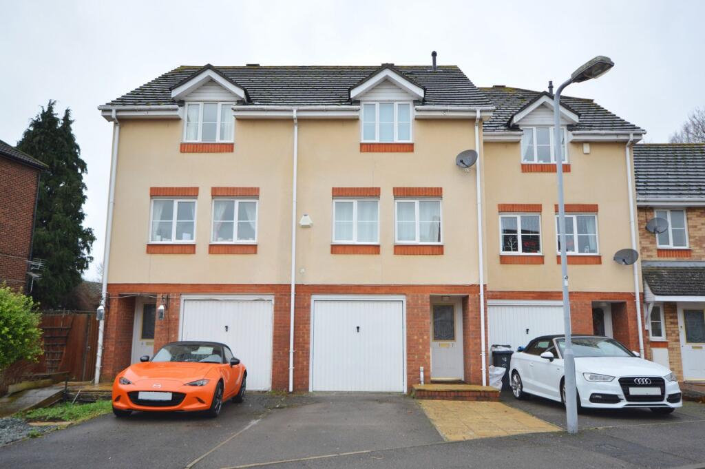 Main image of property: Padley Close, Chessington, Surrey. KT9 2BA