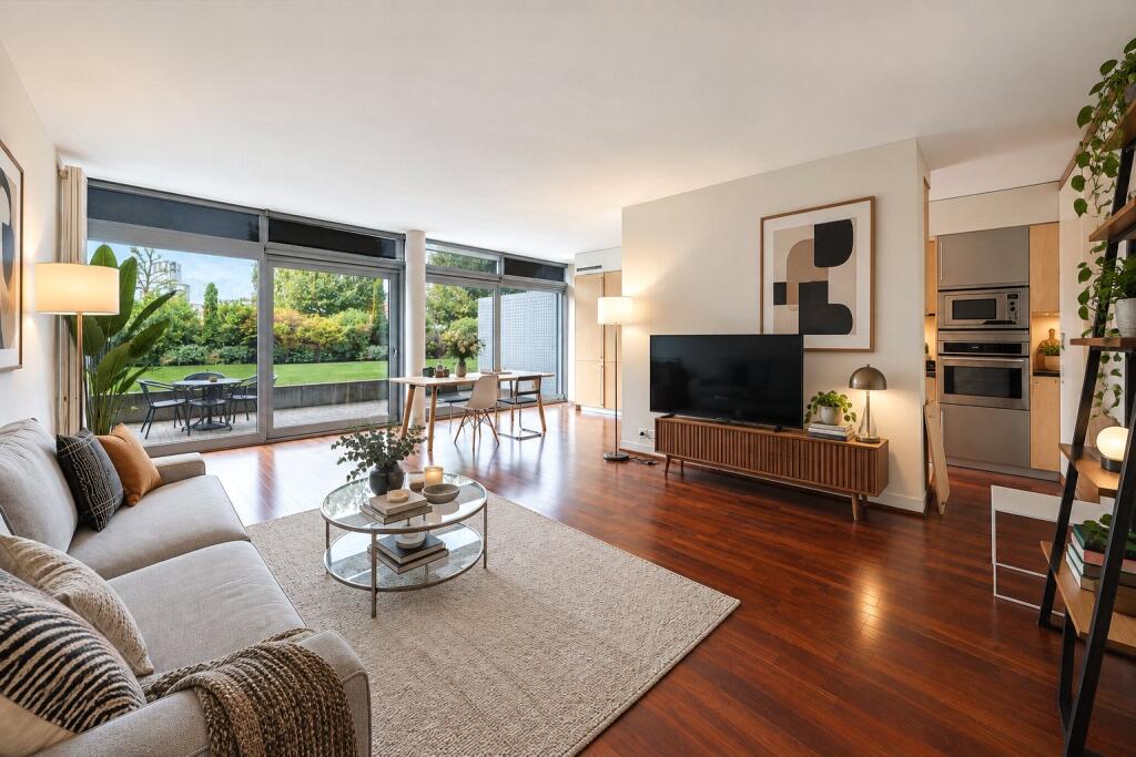 Main image of property: Battersea Church Road, Battersea, SW11