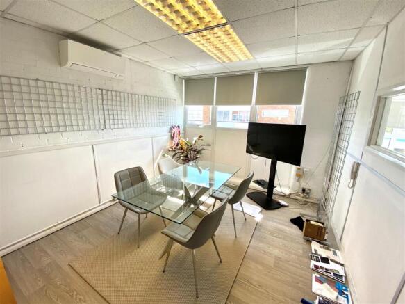 Upstairs Office 1.jpg