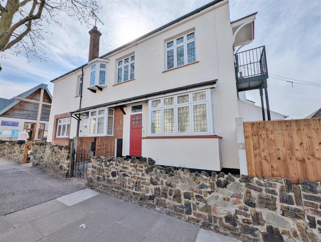 Main image of property: Pall Mall, Leigh-On-Sea