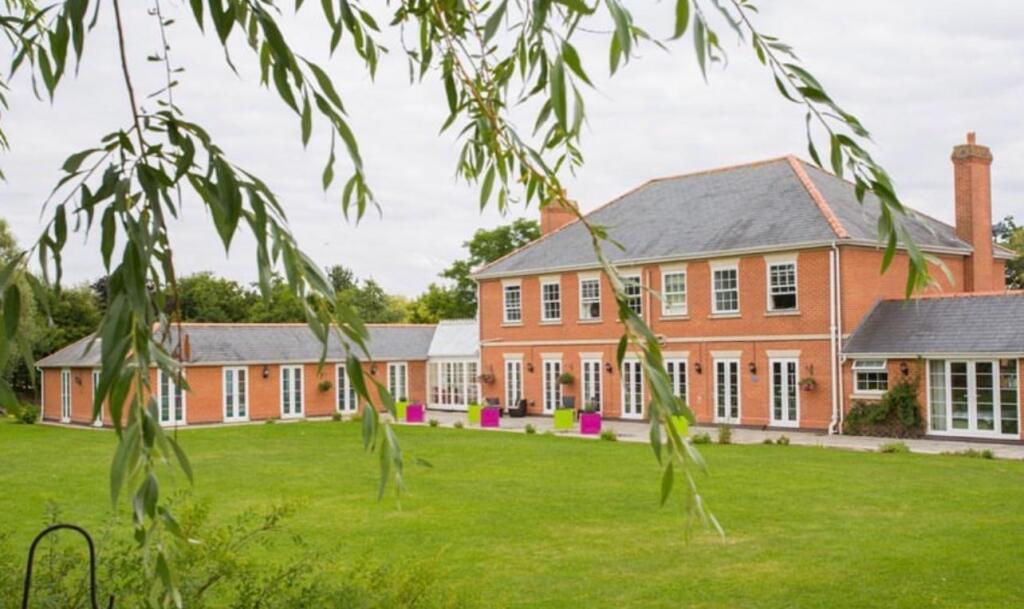 Main image of property: Contemporary Holiday Home