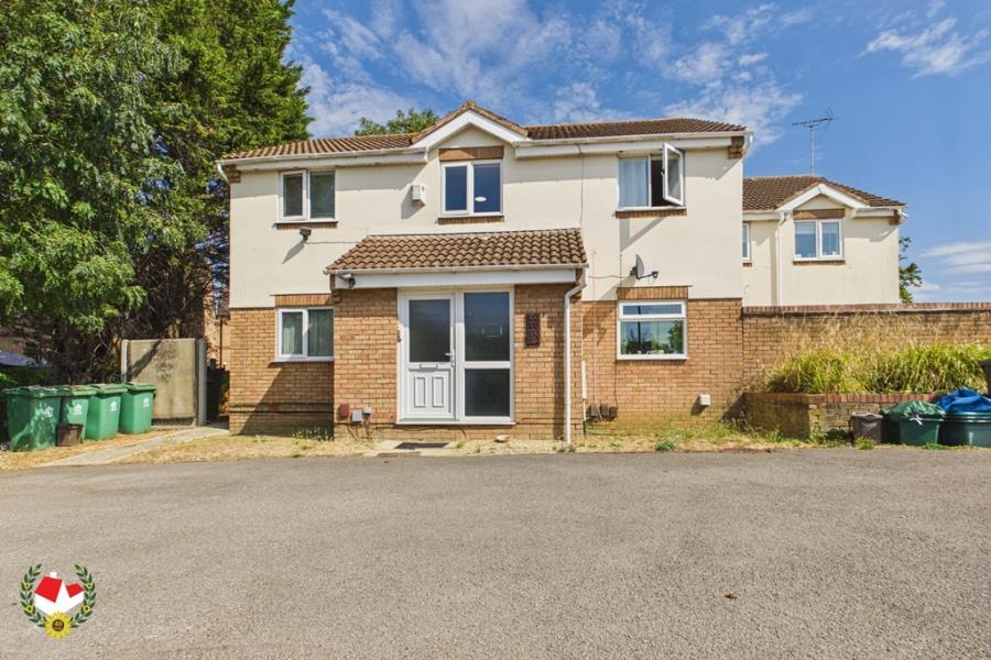 Main image of property: Lower Meadow, Quedgeley, Gloucester