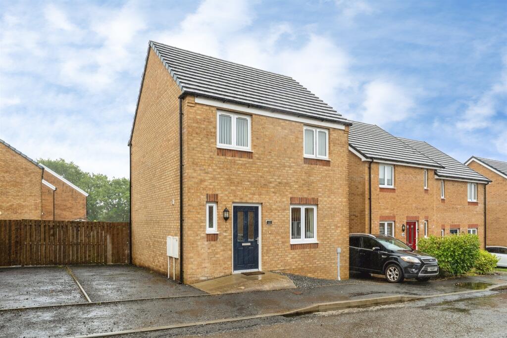 Main image of property: Clos Coed Derw, Penygroes, Llanelli