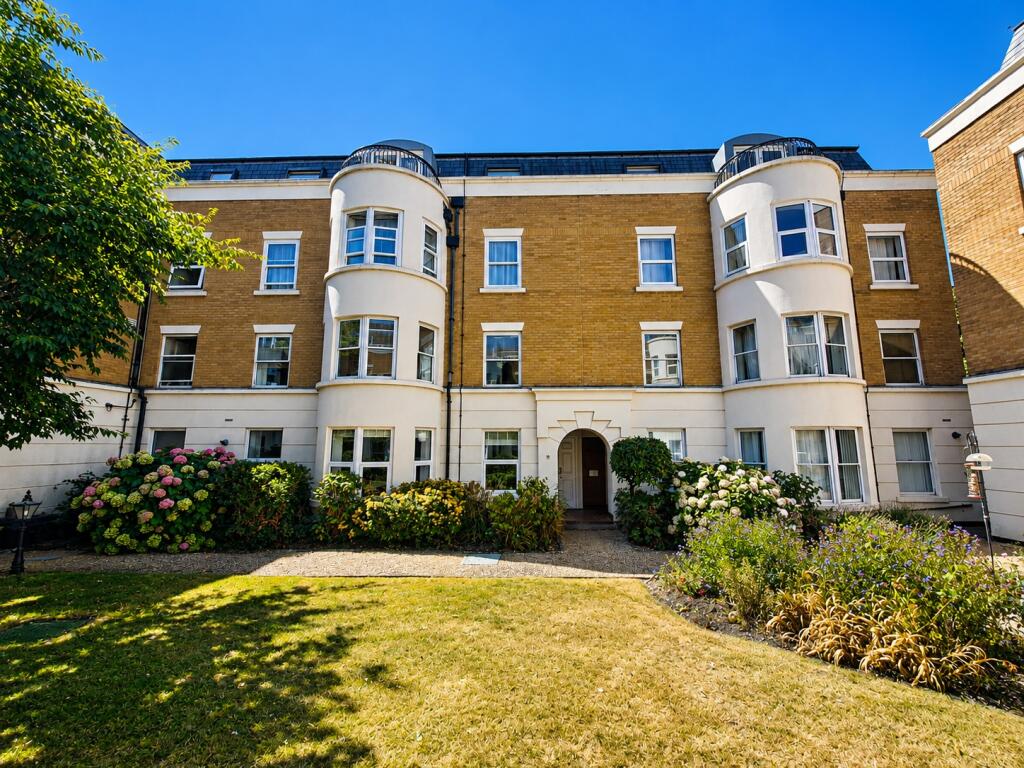 Main image of property: Grosvenor Square, Southampton
