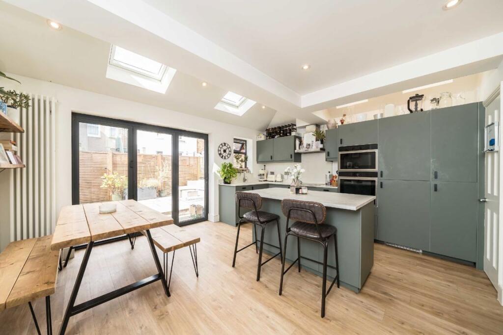 Main image of property: Tynemouth Road, Tooting