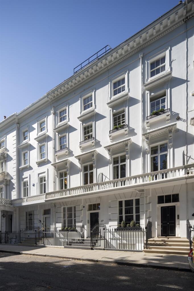 Main image of property: OVINGTON SQUARE, London, SW3