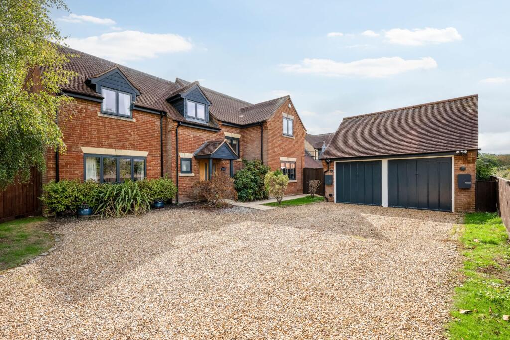 Main image of property: Banbury Road, Finmere, MK18