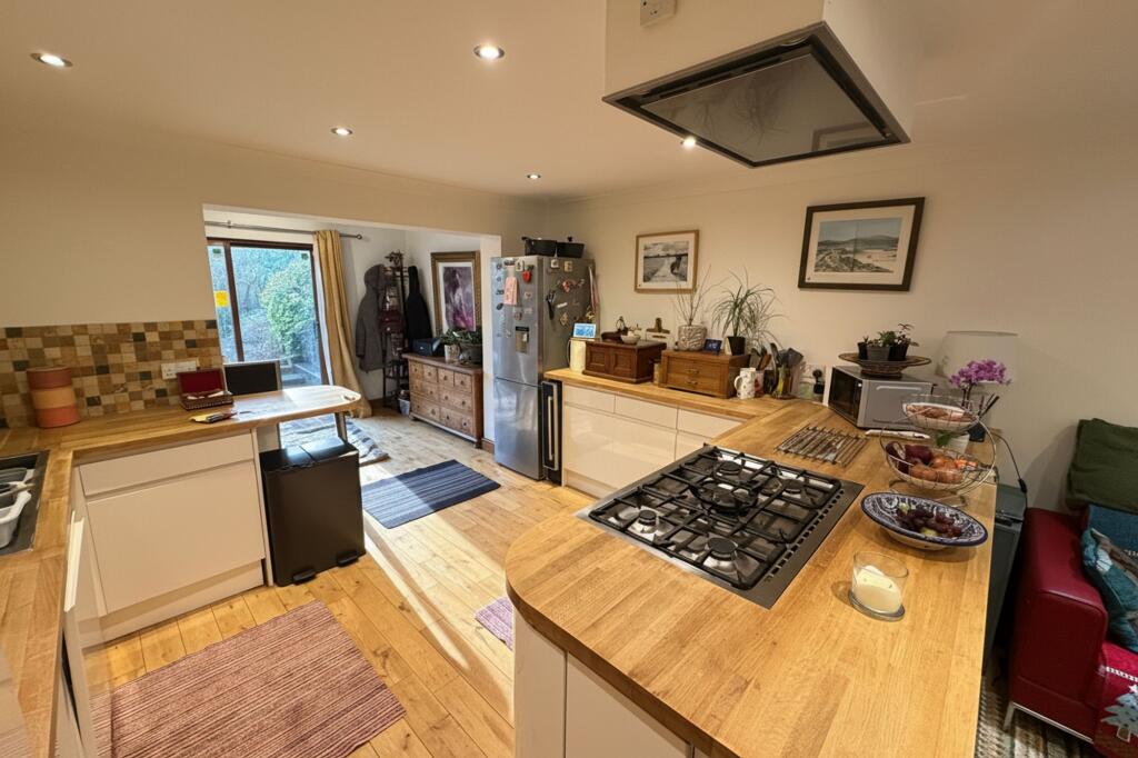Main image of property: Denton Close, Oxford, OX2