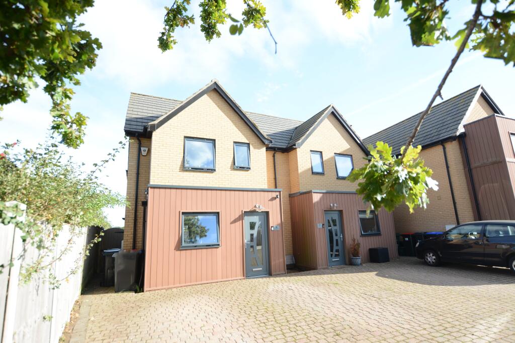 Main image of property: Polhawn Close, Braintree, Essex