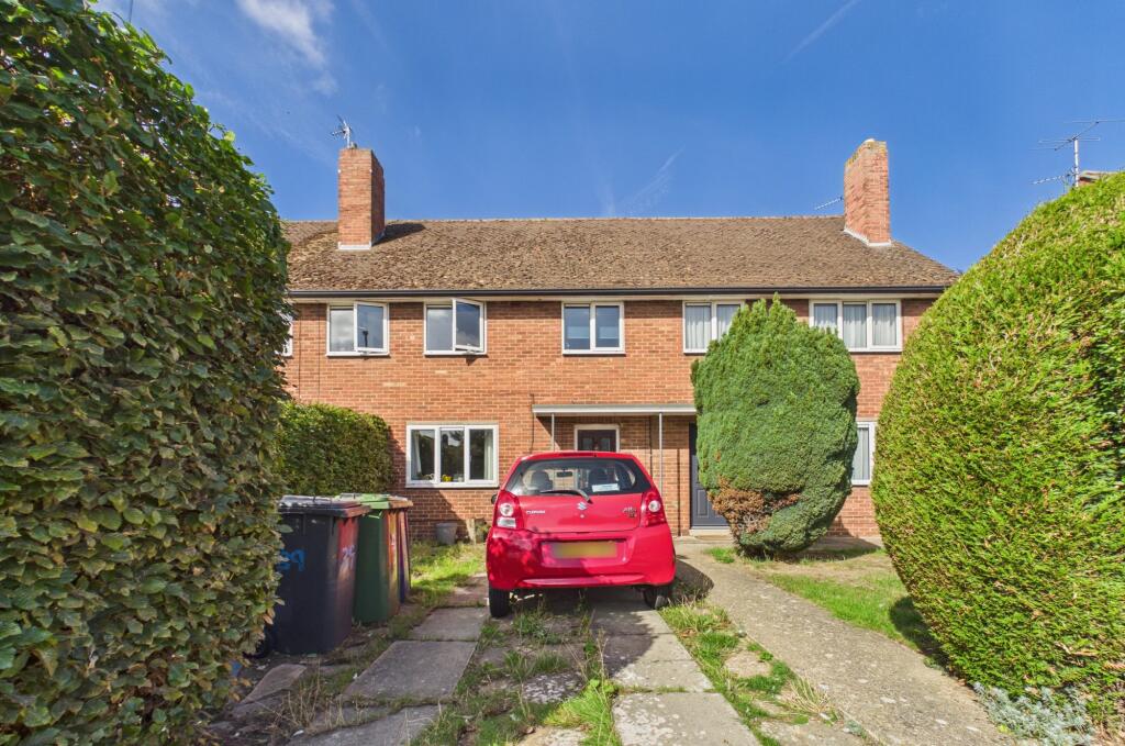 Main image of property: 39 green park