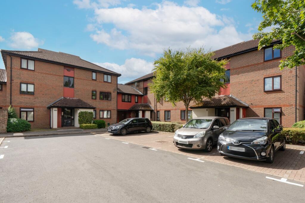 Main image of property: Cullerne Close, Abingdon, OX14