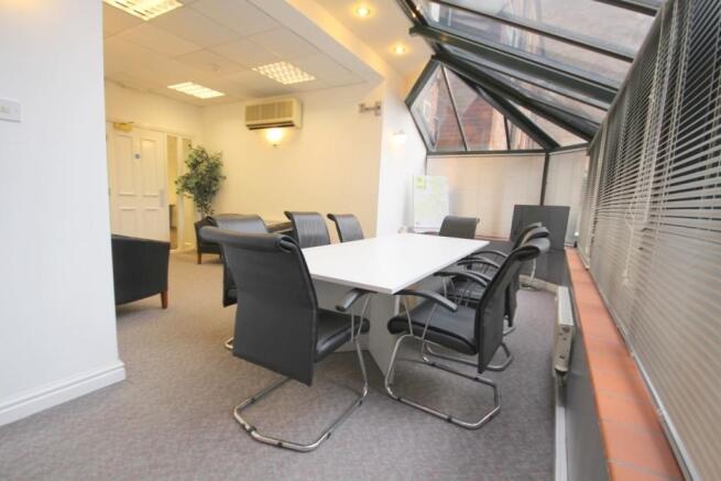 MEETING ROOM