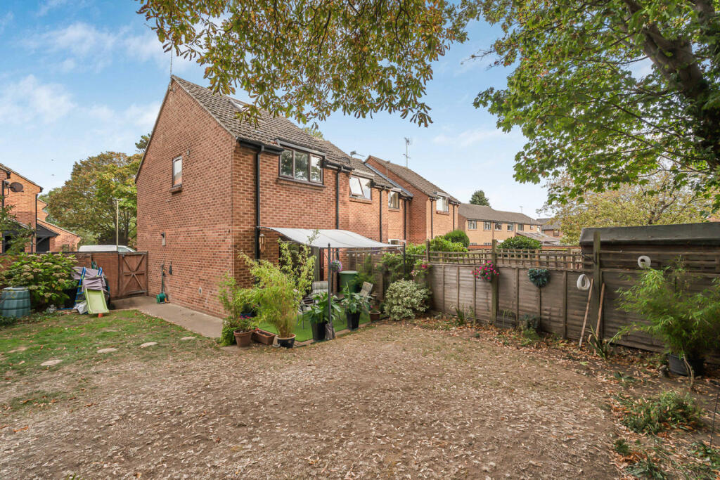 Main image of property: Rowland Close, Wallingford, OX10