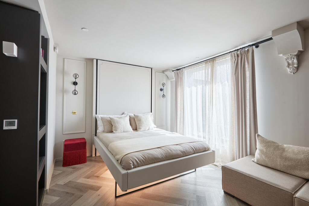 Main image of property: Willesden Lane, Willesden, Brent, London