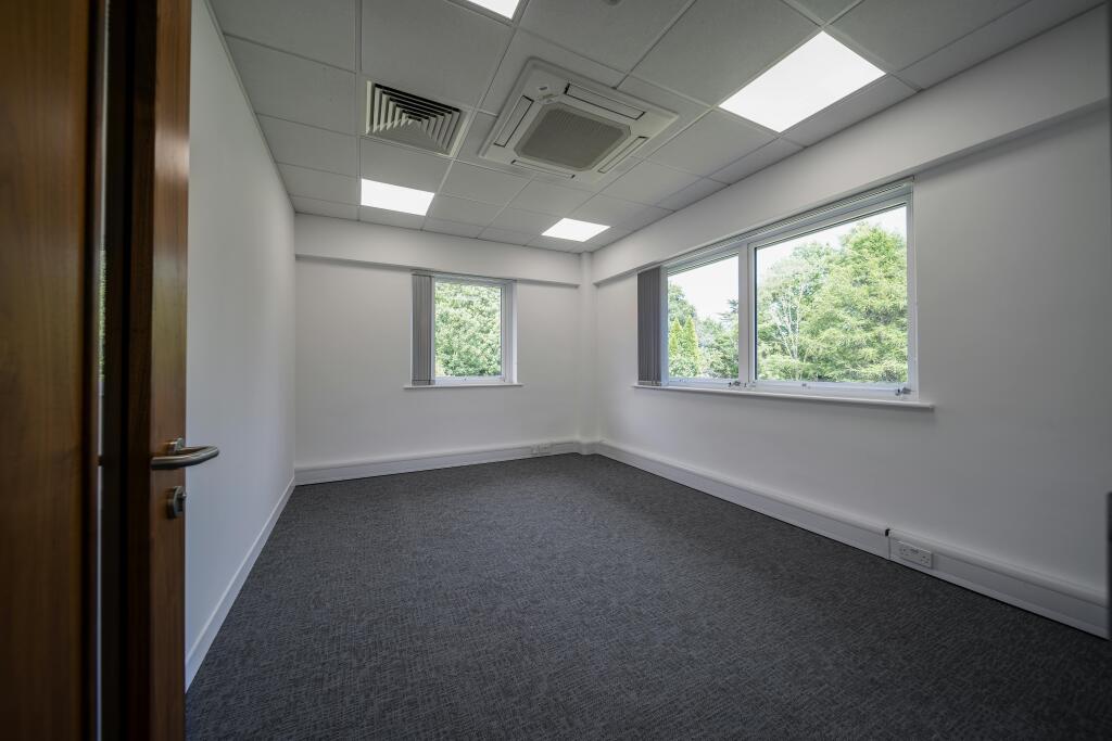 Spinnaker House First Floor Internal 13.jpg