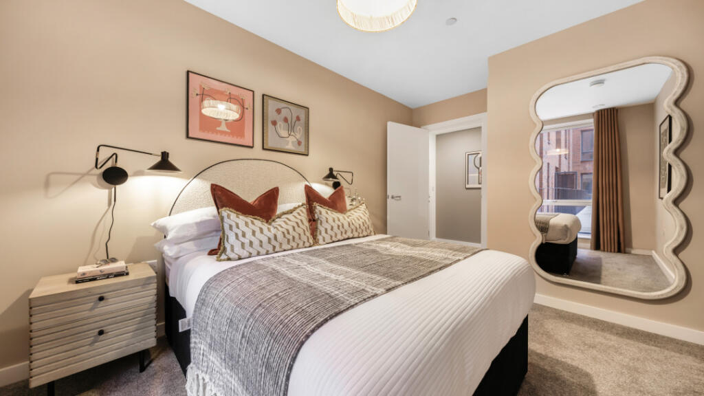 Main image of property: GLENGALL ROAD,
London,
SE15 6RZ