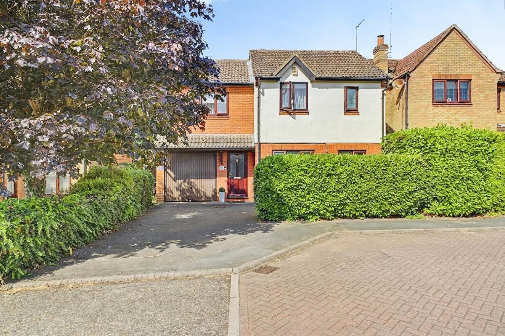 Main image of property: Barn Owl Close, Northampton, Northamptonshire, NN4