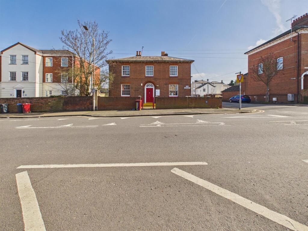 Main image of property: Russell Street, Reading