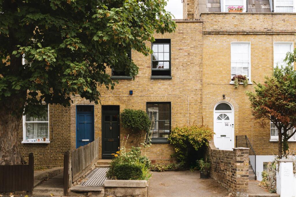 Main image of property: Navarino Road, Hackney